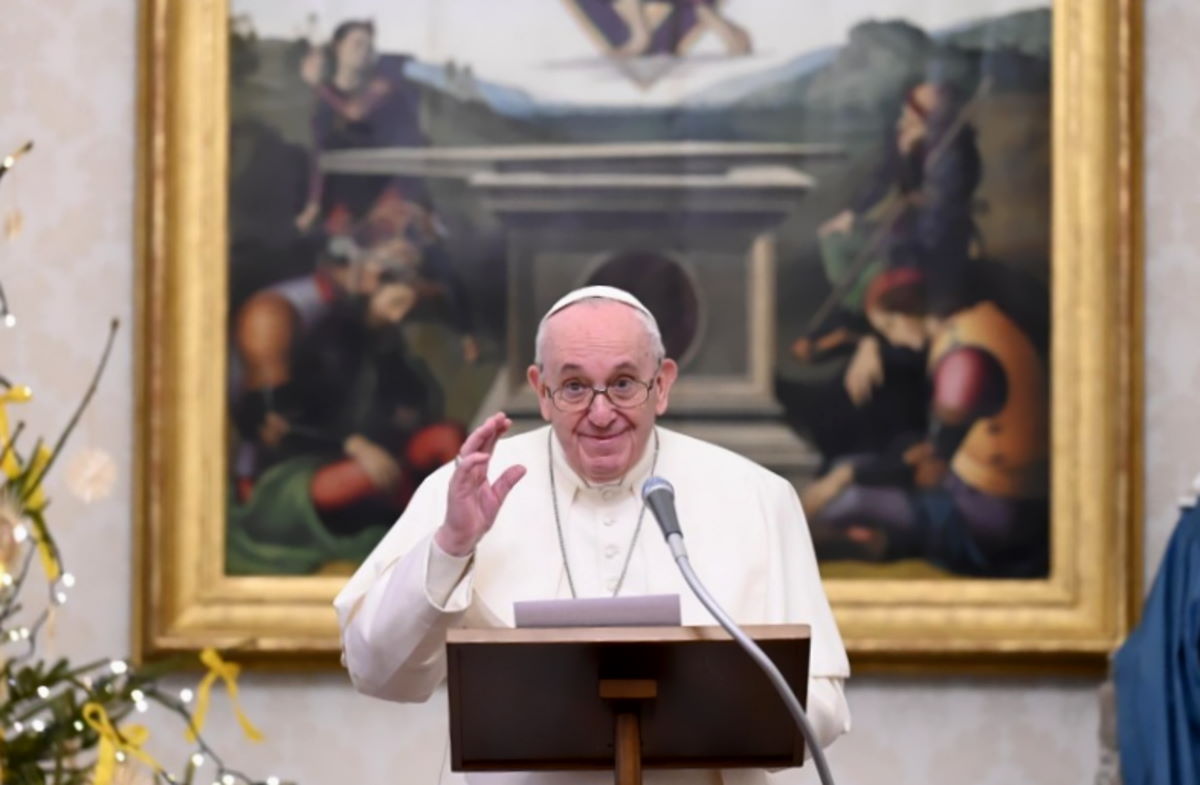 Papa Francesco invita ad un maggiore impegno nel prendersi cura gli uni degli altri