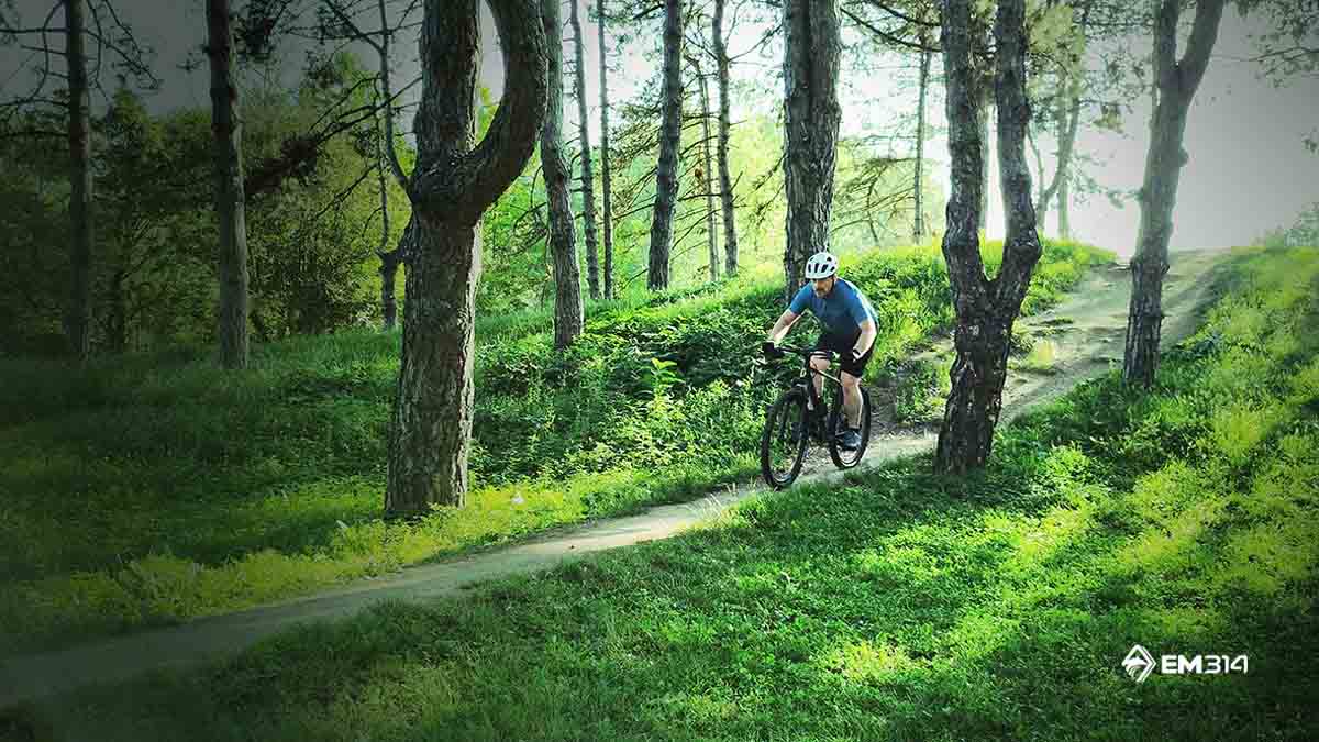 Chi è l’atleta più green d’Italia? È Emmanuele “EM314” Macaluso e corre nella MTB