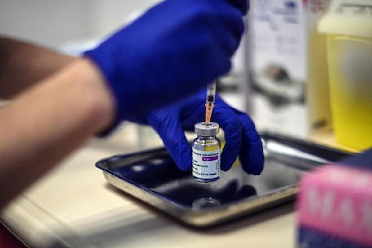 Covid: arrivate in Italia le prime dosi del vaccino anti-Covid di AstraZeneca