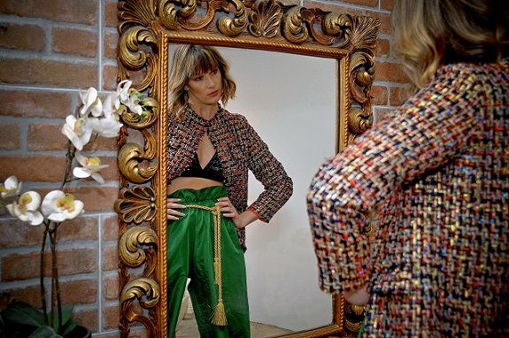 Cogli l’essenza primaverile con lo stile e l’eleganza della nuova collezione Fabiana Gabellini indossata dalla top model Andreea Duma