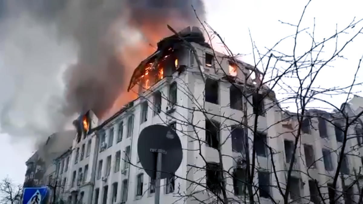 Ucraina, la Russia ha iniziato a bombardare a tappeto
