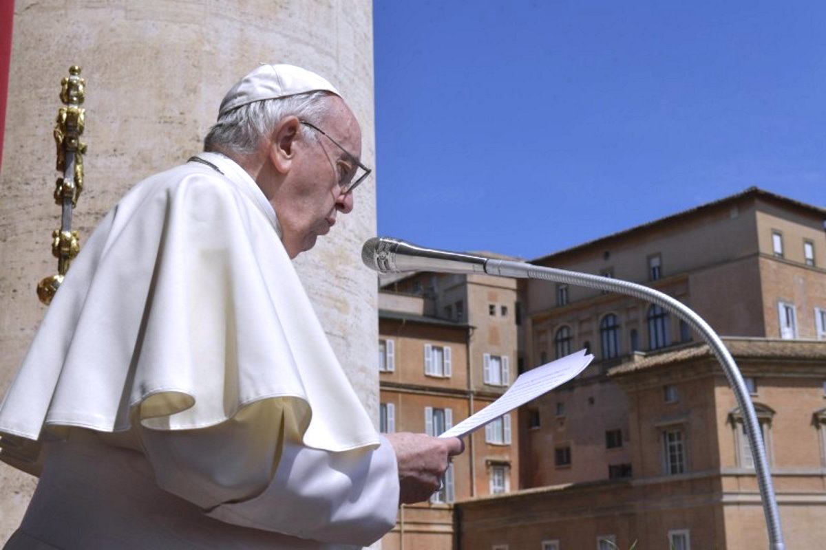 L'invito alla pace nel messaggio all’Urbi et Orbi del Papa