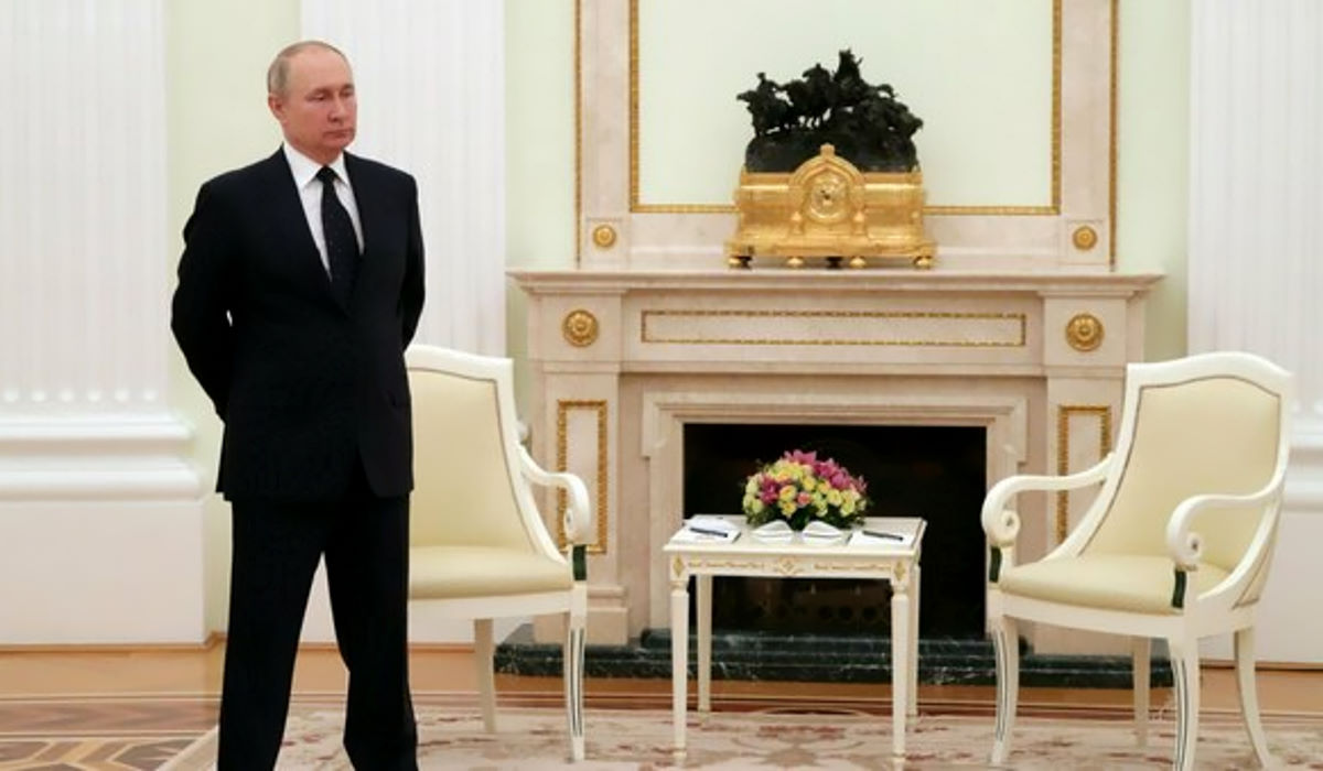 Peskov: Putin non parteciperà al funerale dell'ex premier giapponese Shinzo Abe