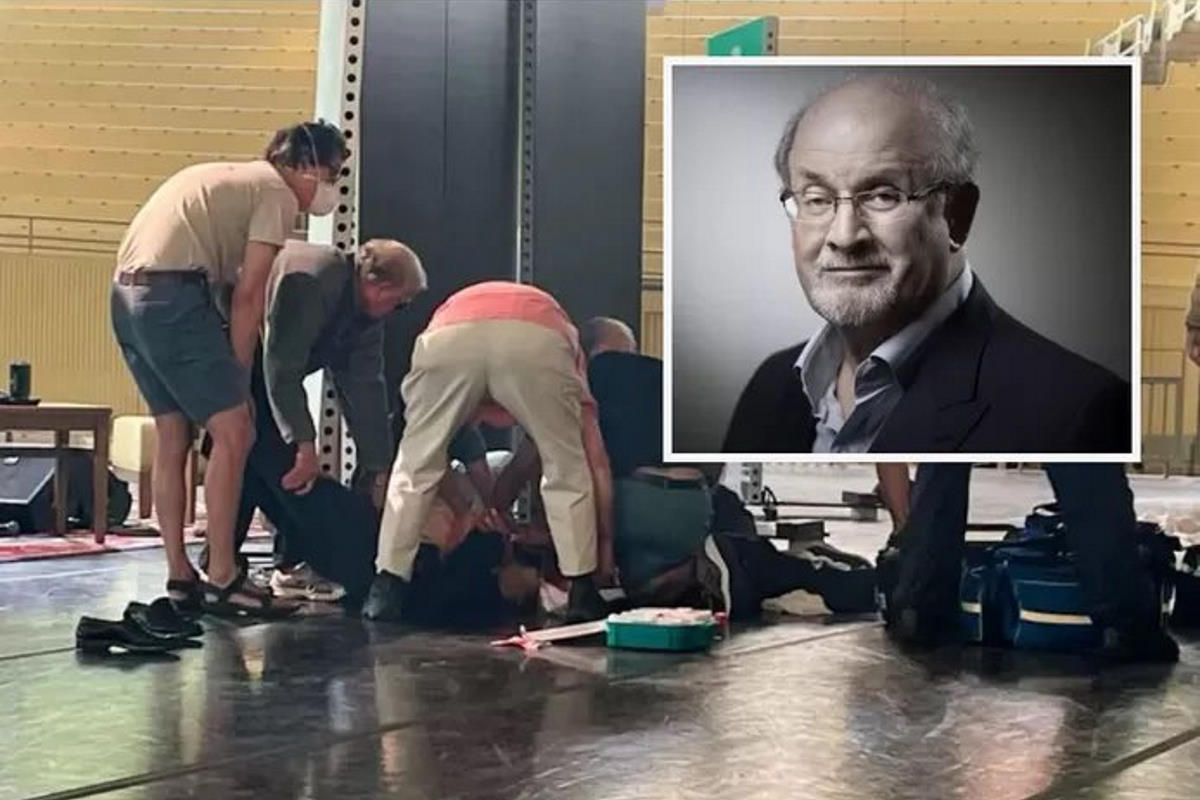 Le condizioni di Salman Rushdie dopo l'attentato. Chi è l'aggressore. Le reazioni in Iran