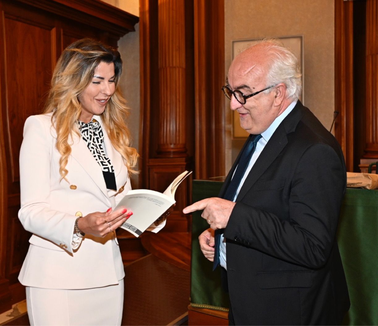 Claudia Conte celebra l’eredità di Aldo Moro in Senato con Piantedosi, Mastella, Fioroni, Mollicone