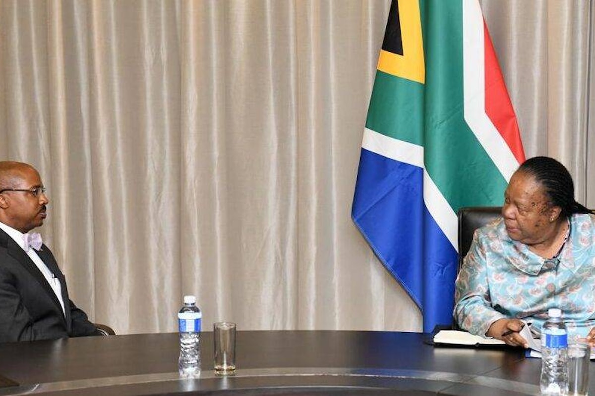 Gli USA ritirano le accuse lanciate al Sudafrica, con tante scuse dell’ambasciatore