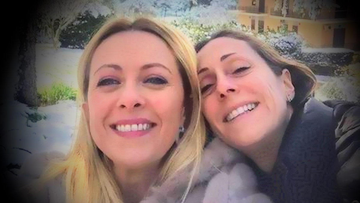 Da Fratelli a Sorelle d'Italia: Giorgia affida alla sorella Arianna le sorti del partito