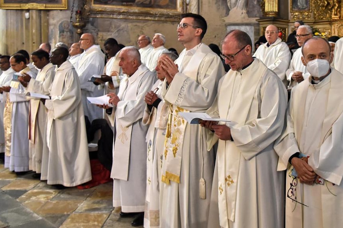 Nella Diocesi di Asti 10 preti su 60 sono di origine straniera: sopperire alla mancanza di preti anche con i preti sposati, grande risorsa