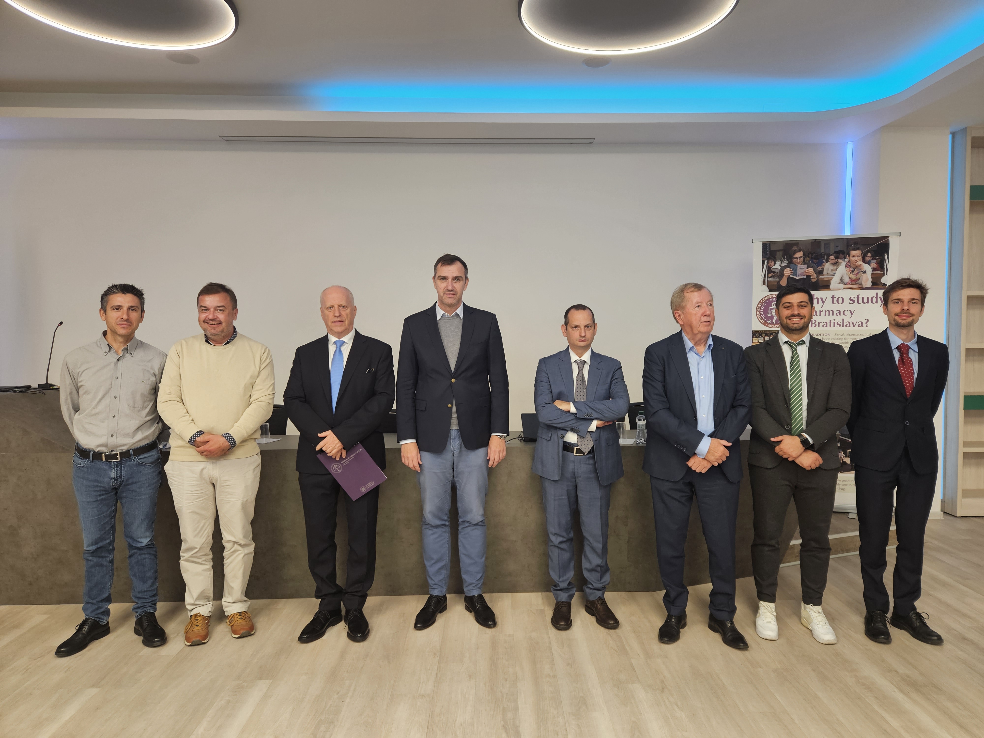 Avanzare nella Ricerca Omica attraverso la Collaborazione Interdisciplinare: Un Resoconto sui Convegni a Bratislava e Trnava, Slovacchia