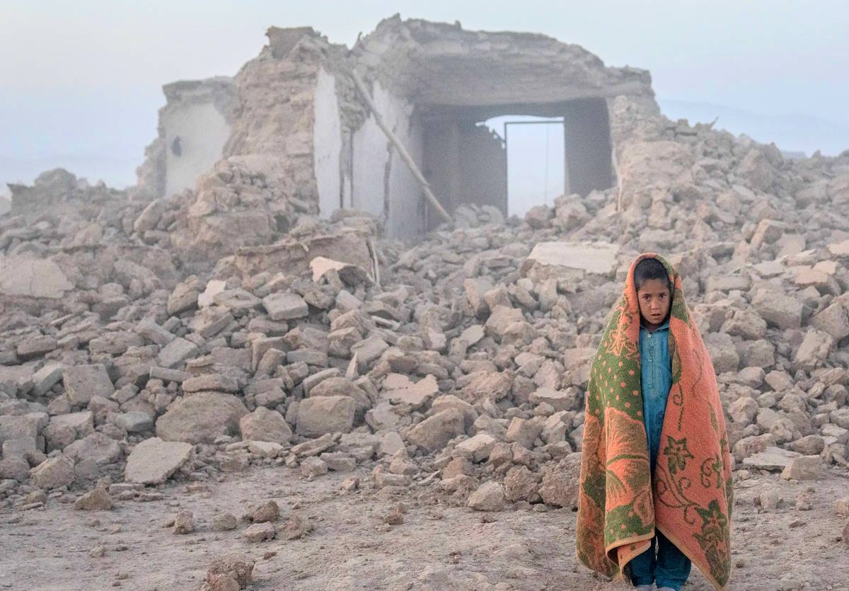L'UNICEF ha lanciato un appello per per aiutare circa 100mila bambini colpiti dai recenti terremoti in Afghanistan