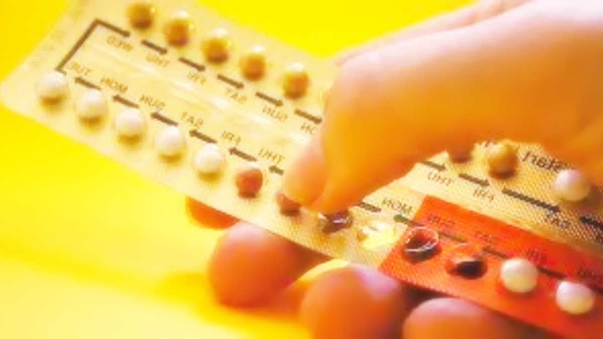 Pillola contraccettiva gratuita sotto i 26 anni, ma dispensata solo in consultori o strutture pubbliche