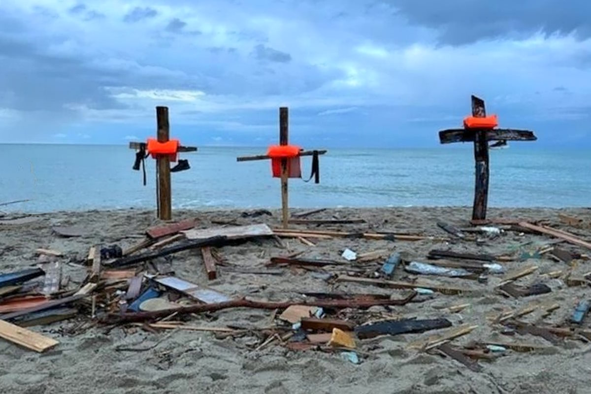Il ricordo di UNICEF, UNHCR e OIM delle vittime del naufragio sulla spiaggia di Steccato di Cutro