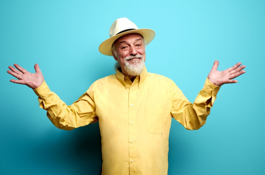 Eugenio Finardi: è online il video del nuovo singolo Futuro contenuto nell'album di inediti Tutto. La data zero del tour Tutto '75-'25 è sold out!