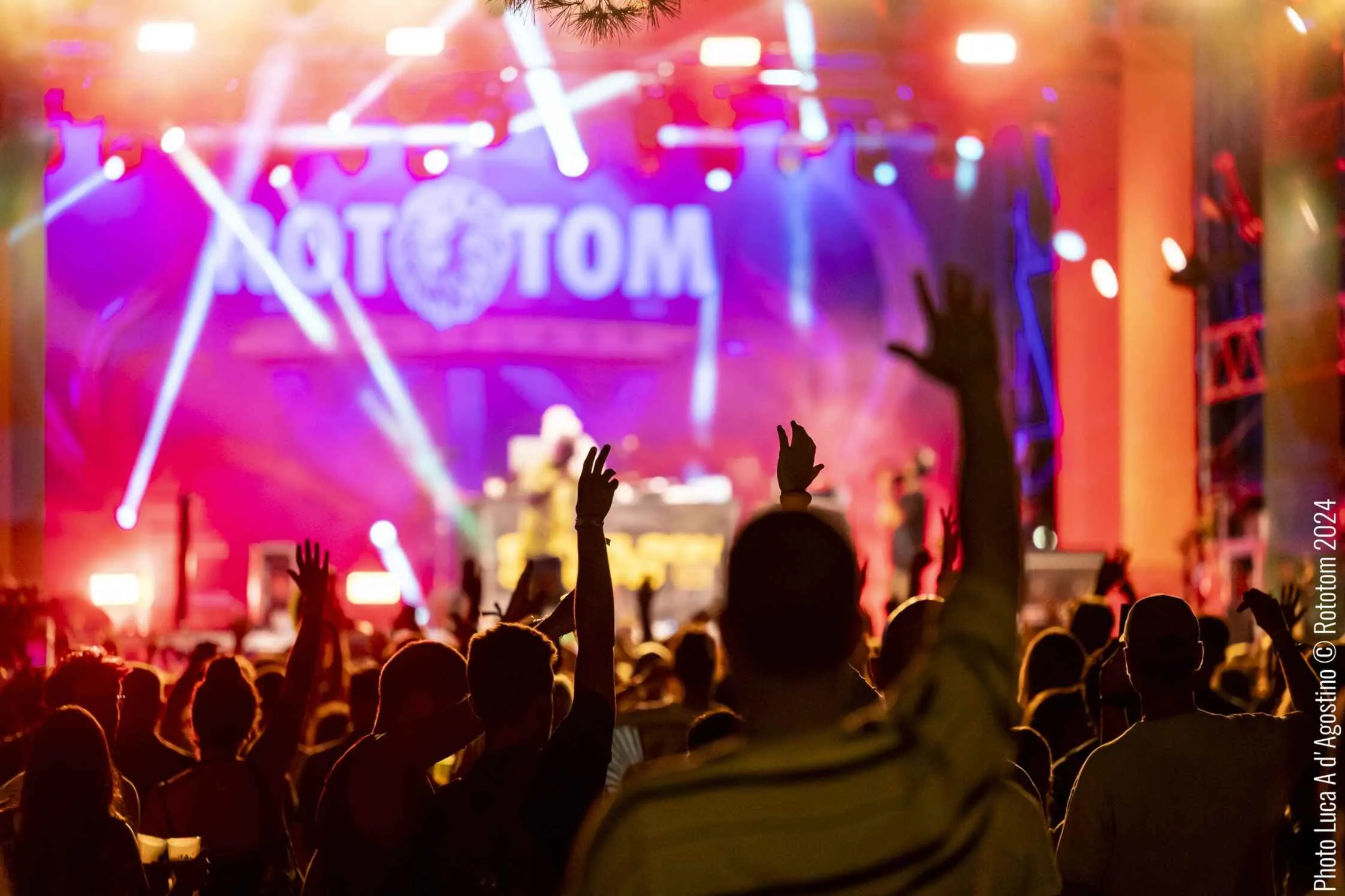 Rototom Sunsplash 2025, i primi nomi del cast da Shaggy ai 99 Posse per festeggiare il trentennale