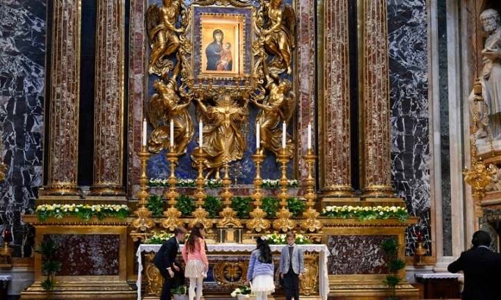 Conclave 2025. Preti sposati: un pastore per il mondo, un pastore per la Chiesa. Una Chiesa per i poveri. Una Chiesa per la pace. Una Chiesa che dia il senso della vita e del Cristo