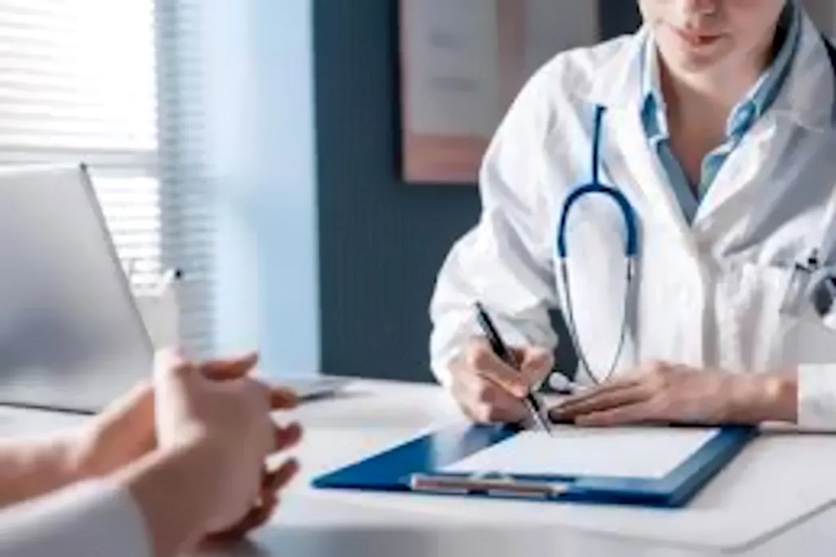 Medicina di famiglia al collasso: il SSN perde pezzi e i cittadini restano senza medico