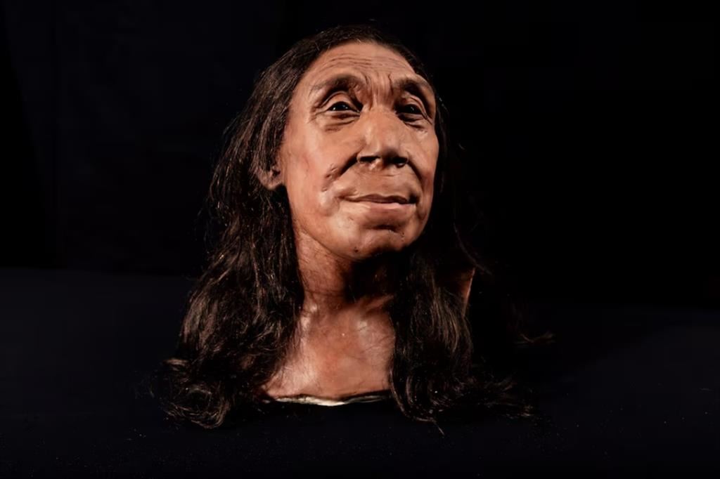 Ricostruito il volto di Shanidar Z, la donna di Neanderthal morta 75mila anni fa