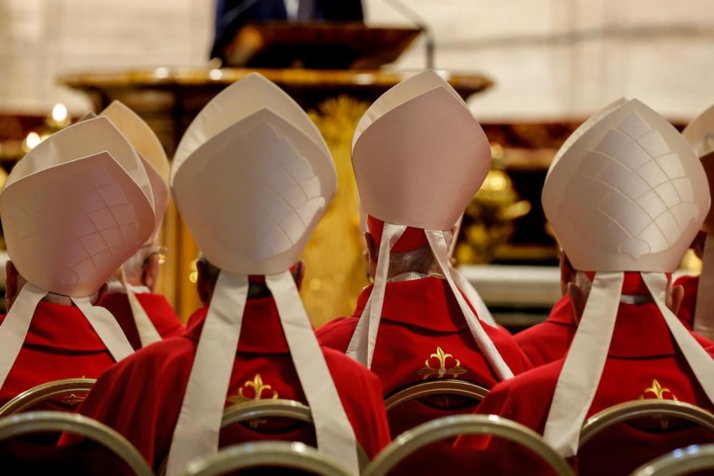 Preti sposati: «La Chiesa ha bisogno di un papa che la riformi positivamente con un ritorno allo spirito evangelico delle prime comunità cristiane»