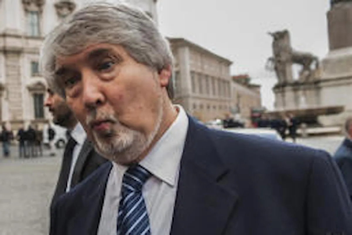 Ecco cosa ha detto il Ministro Poletti sui giovani italiani emigrati e perchè il figlio Manuel è sotto accusa