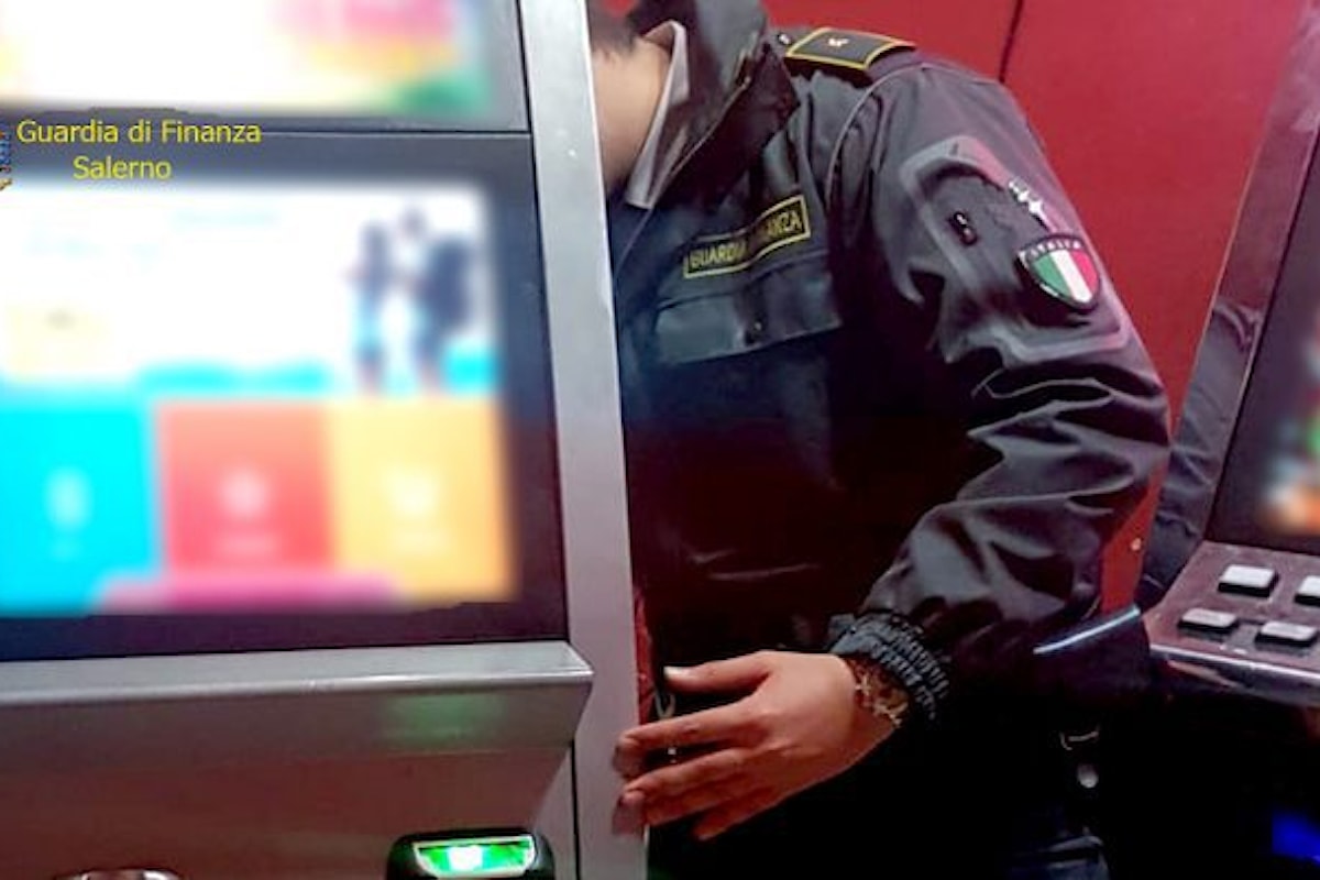 Slot machine illegali, sequestri nel salernitano