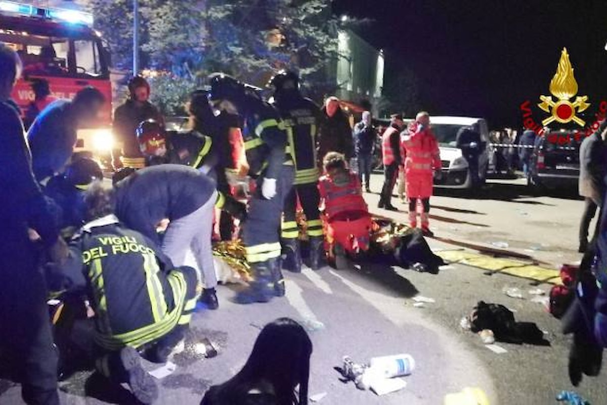 6 vittime e 12 feriti di cui 7 in pericolo di vita il tragico bilancio di un concerto in una discoteca nelle Marche