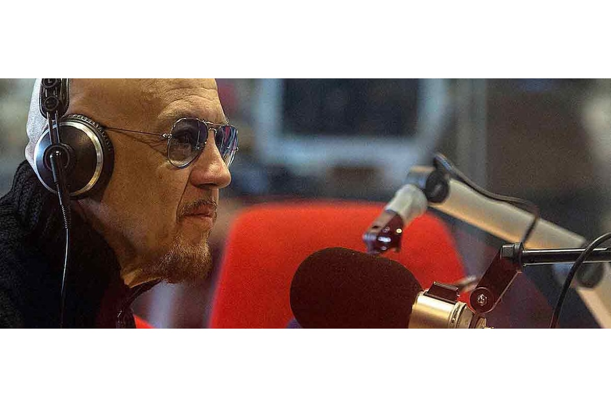 Su Radio 24 Enrico Ruggeri conduce Il Falco e il Gabbiano: la programmazione della settimana