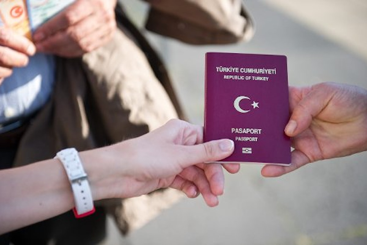 Turchia: abolizione del visto per l'ingresso in Europa o revoca dell'accordo sui migranti
