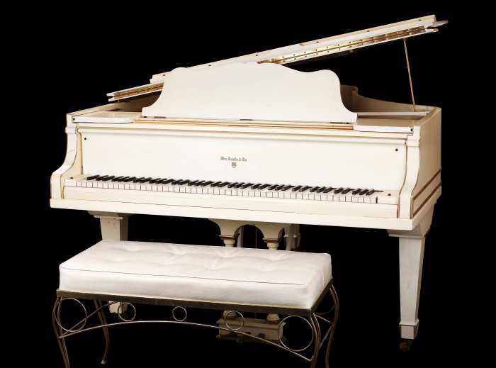 Dal 10 agosto lo storico Baby Grand Piano di Elvis Presley è in vendita su eBay