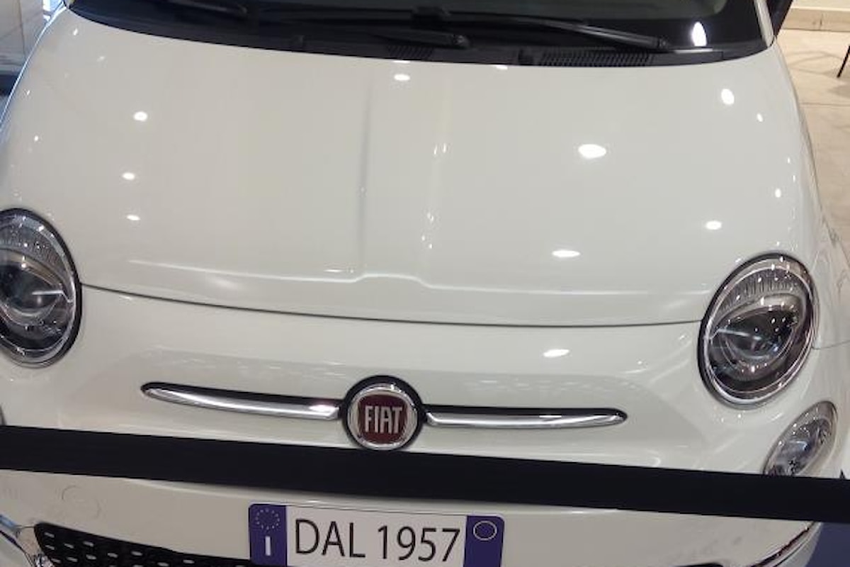 Esselunga compie 60 anni ed in negozio compaiono delle Fiat 500...