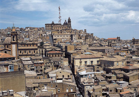 Caltagirone: Claudio De Pasquale sul Bilancio del Comune, stabilmente riequilibrato.