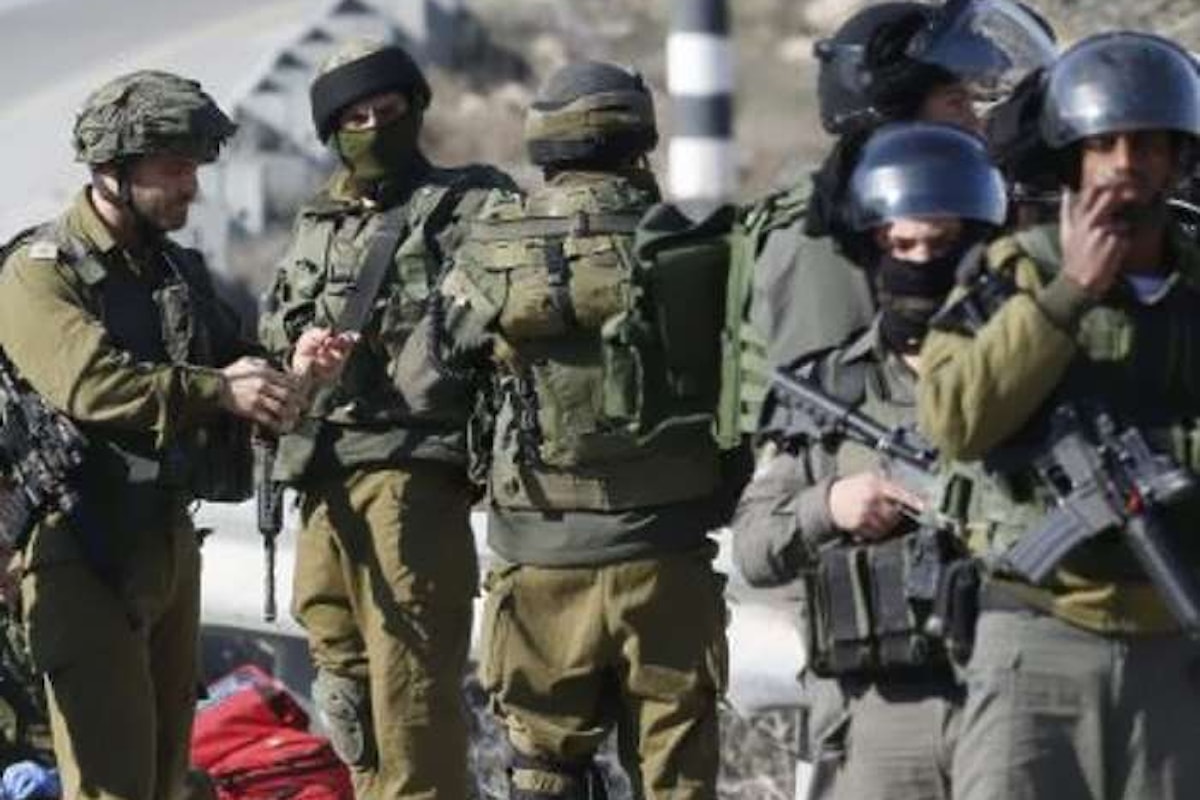 I soldati israeliani ad una ragazzina palestinese: Soffri, muori... Kahba!